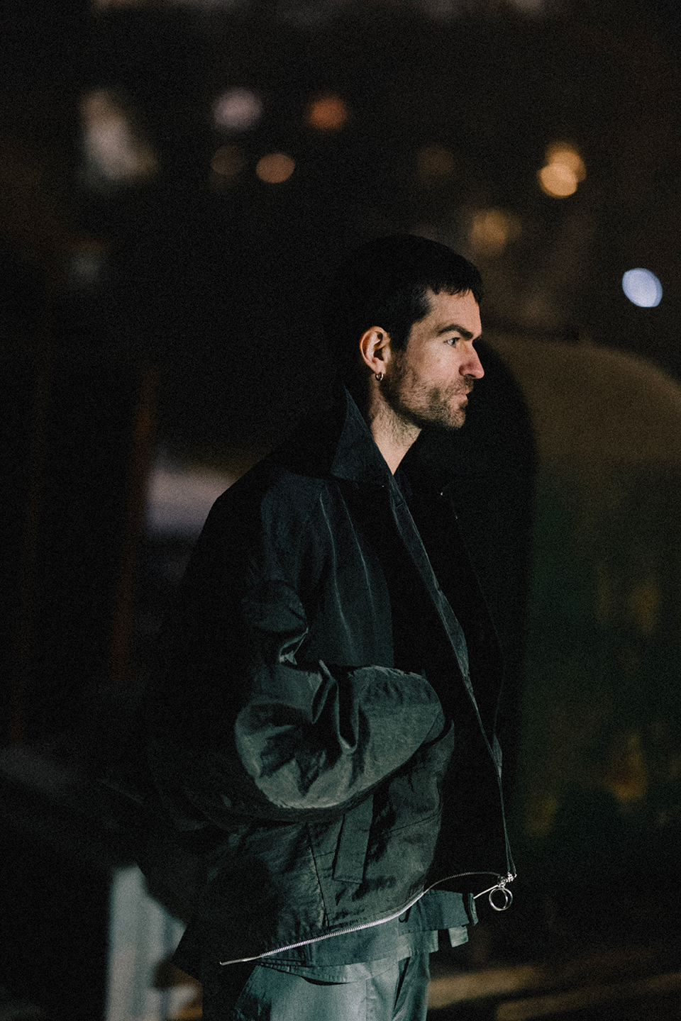 Apollo Noir - Electro artist offering music feedback on Echio