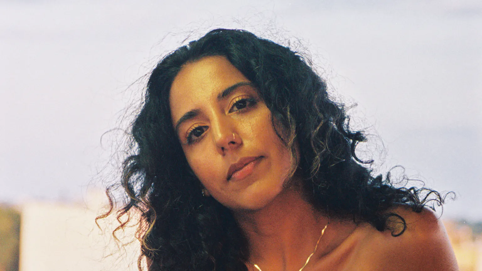 Ayesha - artist offering music feedback on Echio