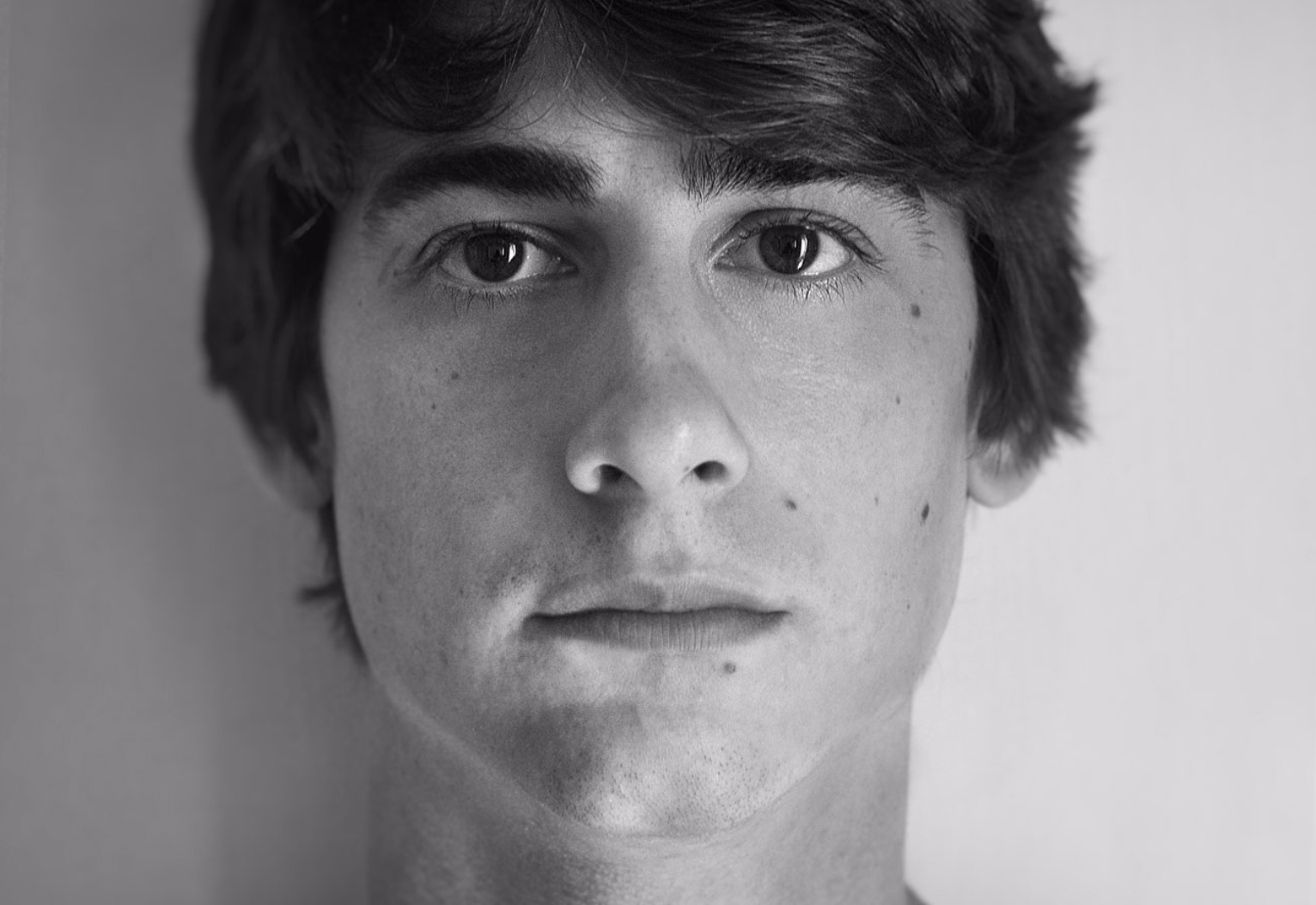 Luigi Tozzi - Techno artist offering music feedback on Echio