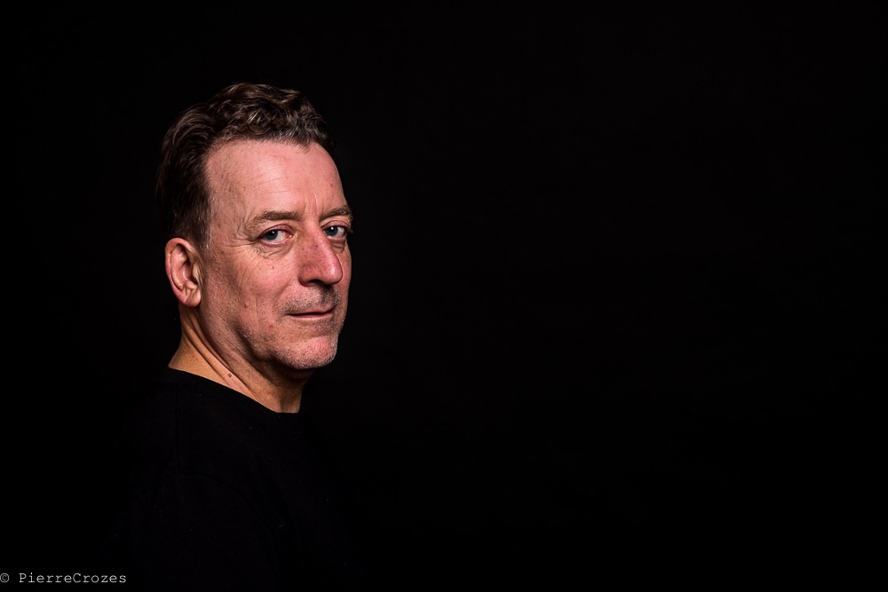 Simon Cross — Echio review